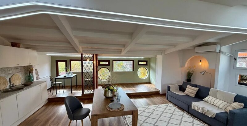 Jolie Ville, Erou Iancu Nicolae