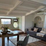 Jolie Ville, Erou Iancu Nicolae